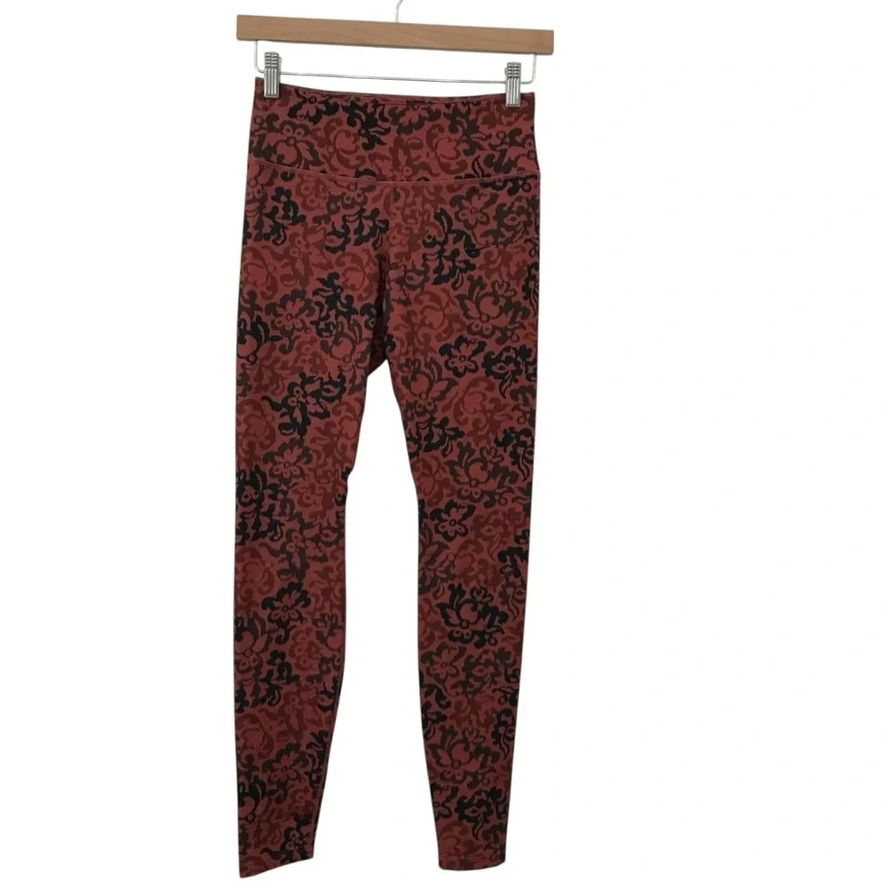 Nike Fast Women’s Dry-Fit Running Leggings 7/8 Mid Rise Size Small Maroon Black
